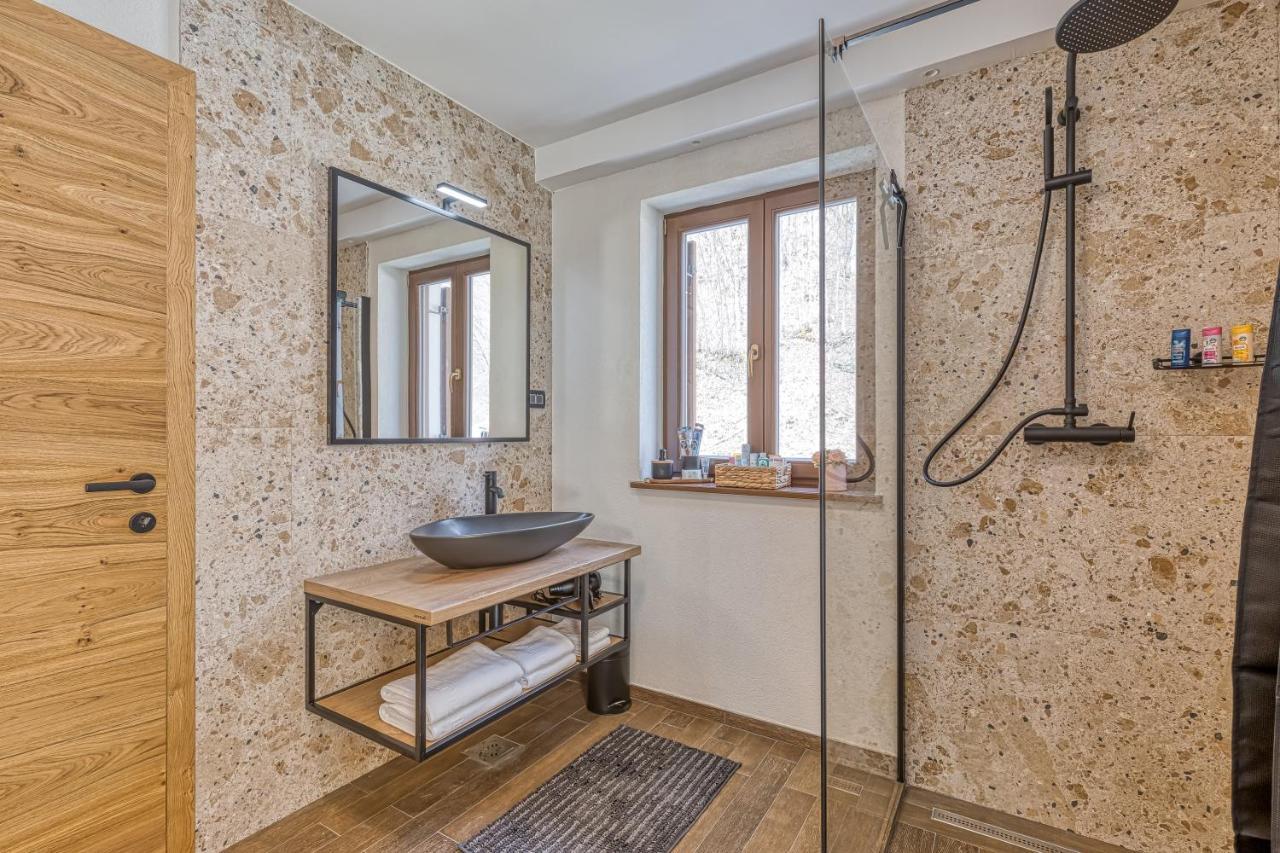 Resort Stari Malni, Osilnica - Vacation Houses Stari Malni 외부 사진